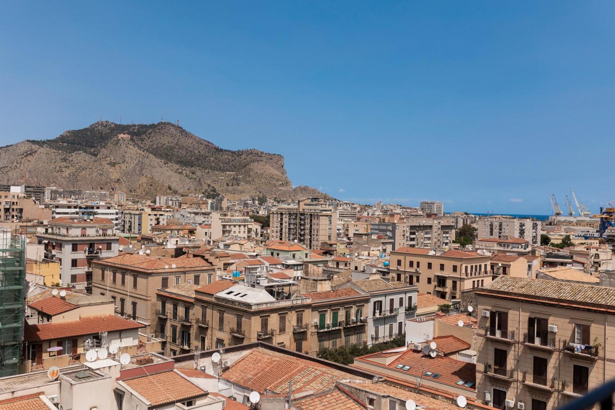 Politeama Charming Apartment Palermo Exteriör bild